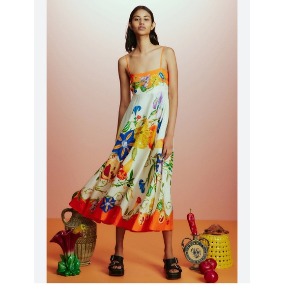 Floral print linen sundress. - Picture 1 of 9